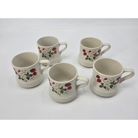 Vintage Smithfield Stoneware Strawberry Fair Coffee Mugs – Set of 5 - Picture 5 of 5
